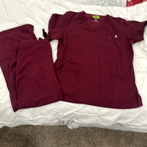Ave scrub set